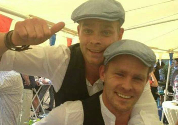 Ook voor uw bedrijf zijn de Visbroertjes in te huren!
Visfileerder, verkoper, of gangmaker tekort? De Visbroertjes staan te popelen!